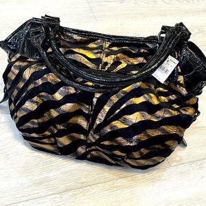NWT BLACK RIVET Gold and Black Zebra Print Hand Bag